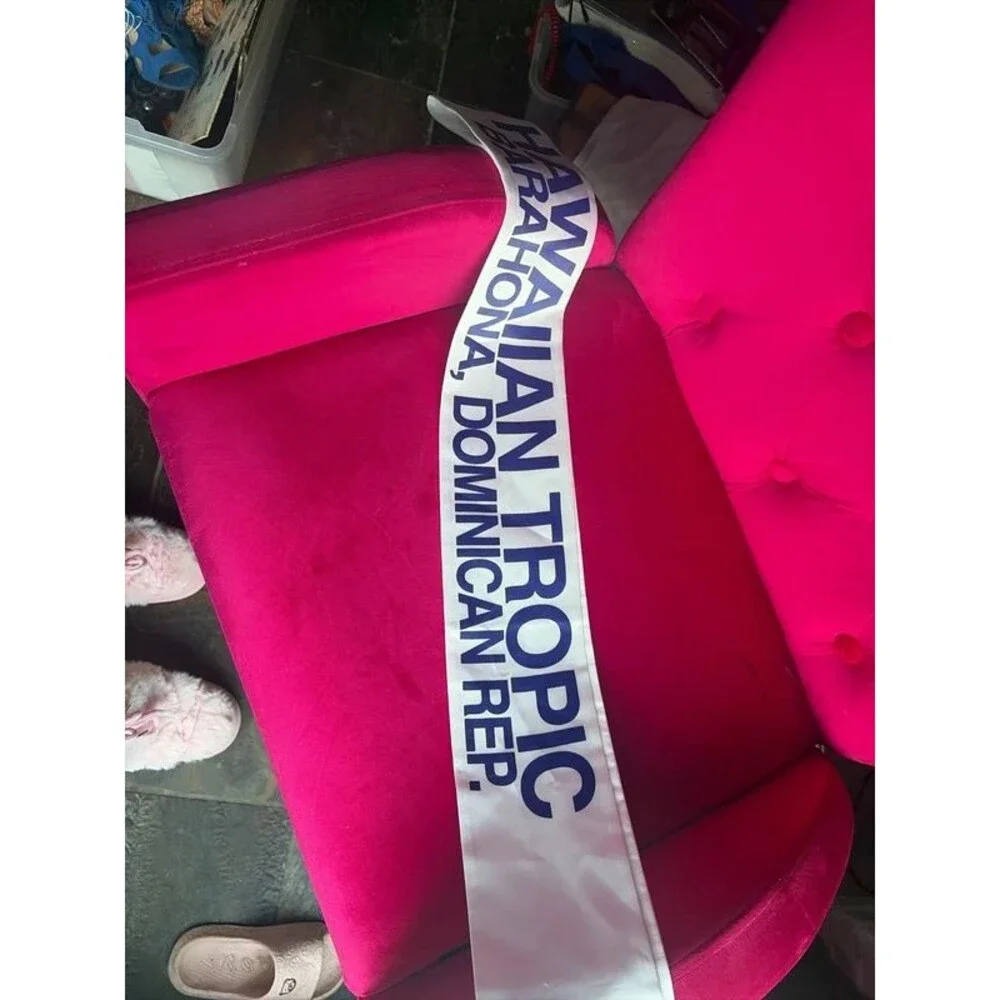 Miss Hawaiian Tropic Pageant Sash Dominican Rep.